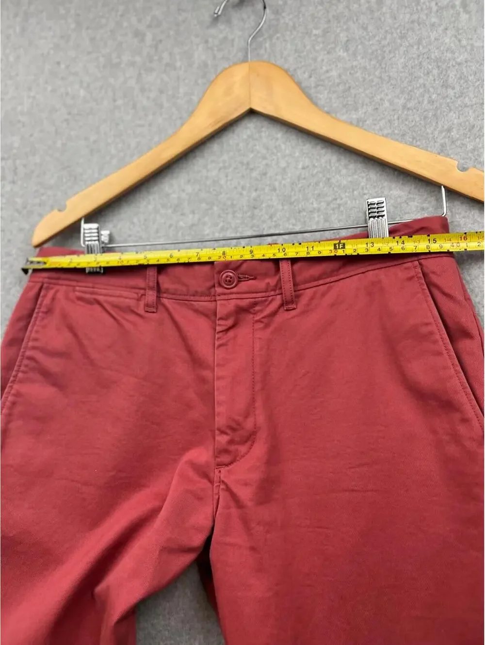 J Crew Chino Pants Mens 30 x 32 Coral Pink Classic Casual Summer Colorful